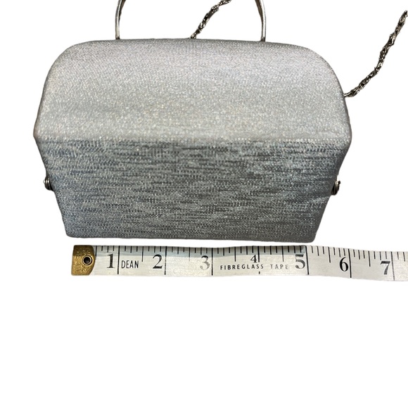 ALDO Small Silver Handbag Chain or Handle Prom Gala Formal 5" across x 4" - Picture 6 of 13